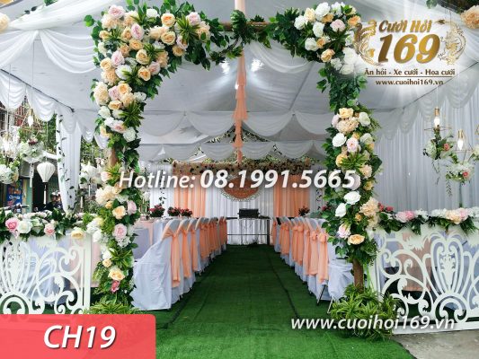 Trang trí hoa giả cao cấp tại hà nội