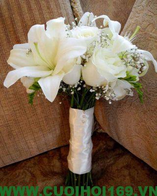 Mẫu hoa cưới đẹp bình dân tại Hà nội